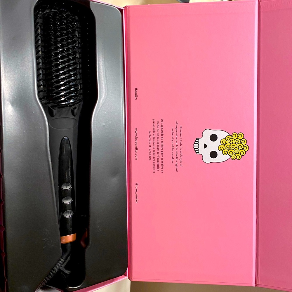 Anika Straightening Brush 2.0
